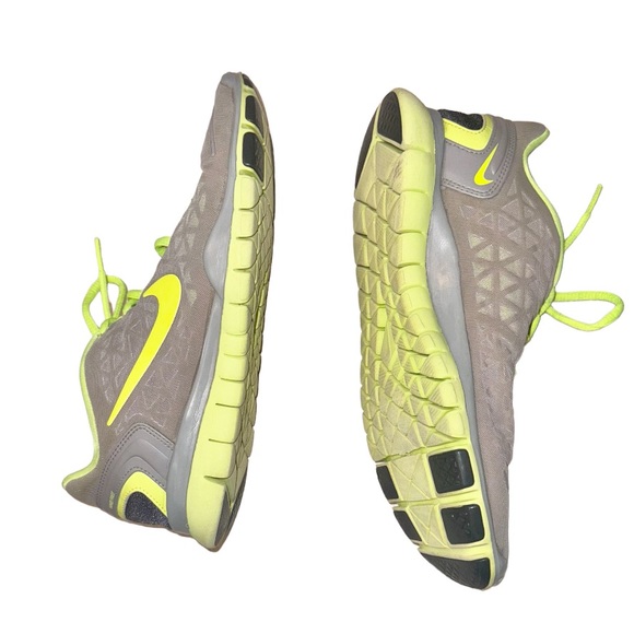NIKE Trianing Free Fit 2 training tennis athletic shoes women’s size 9 - Picture 5 of 16